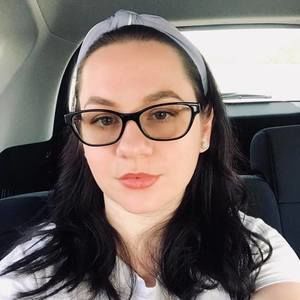 Meet your Posher, Cristina